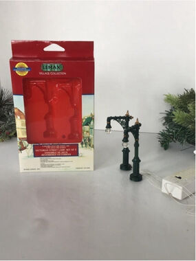 Vintage Lemax Christmas Village 1996 Victorian Street Lamps -set of 2